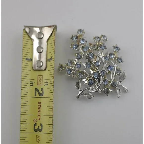 Vintage Signed Coro blue stone flower brooch - Picture 3 of 8